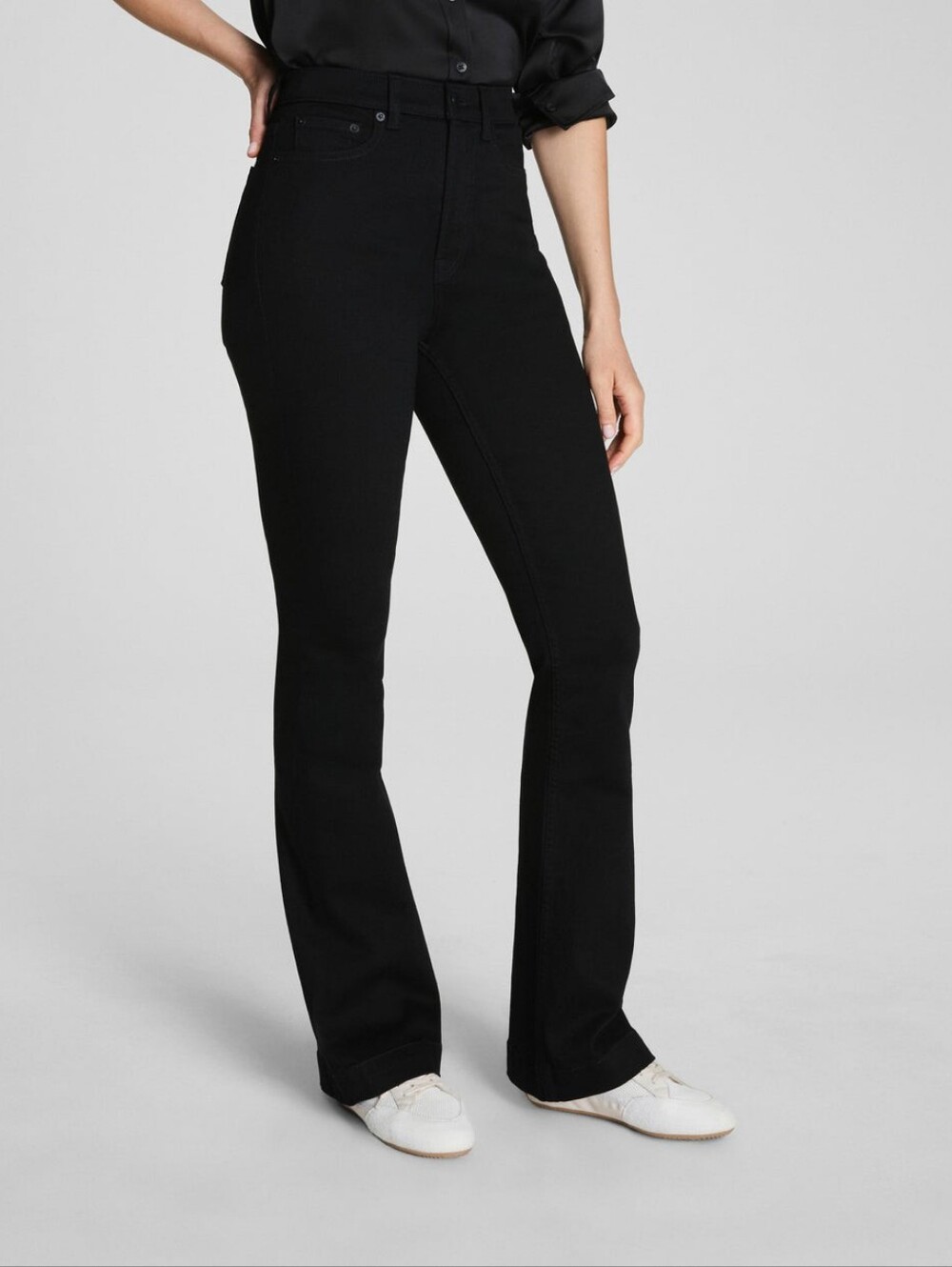 SPANX Redefine Flare Jeans Black Hadlock Wash Petite 10 NWT